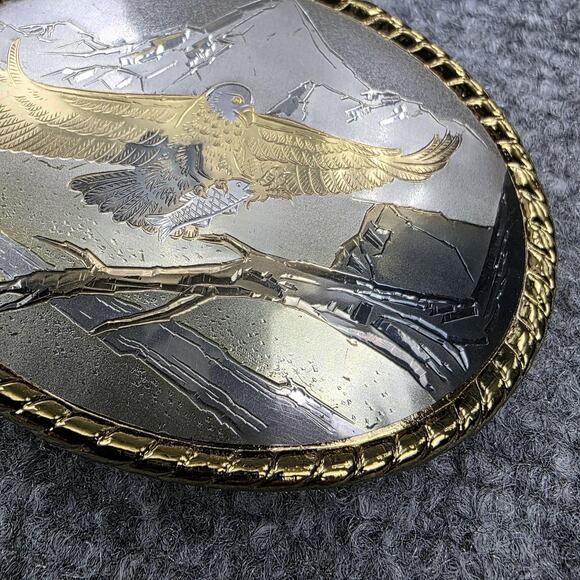Bald Eagle Mountain Scene Belt Buckle Made in USA Western Gold Trim Wildlife VTG - Picture 3 of 10